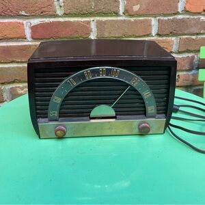 Rare 1959 Motorola radio